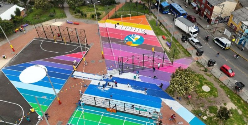 🎤#HábitatEnMedios | Abierta convocatoria 'Territorios Mágicos' para transformar a Bogotá mediante una iniciativa que invita a la ciudadanía a postular espacios públicos urbanos o rurales que requieran embellecimiento y resignificación.

Vía: <a href="/CanalCapital/">Canal Capital</a>
canalcapital.gov.co/territorios-ma…