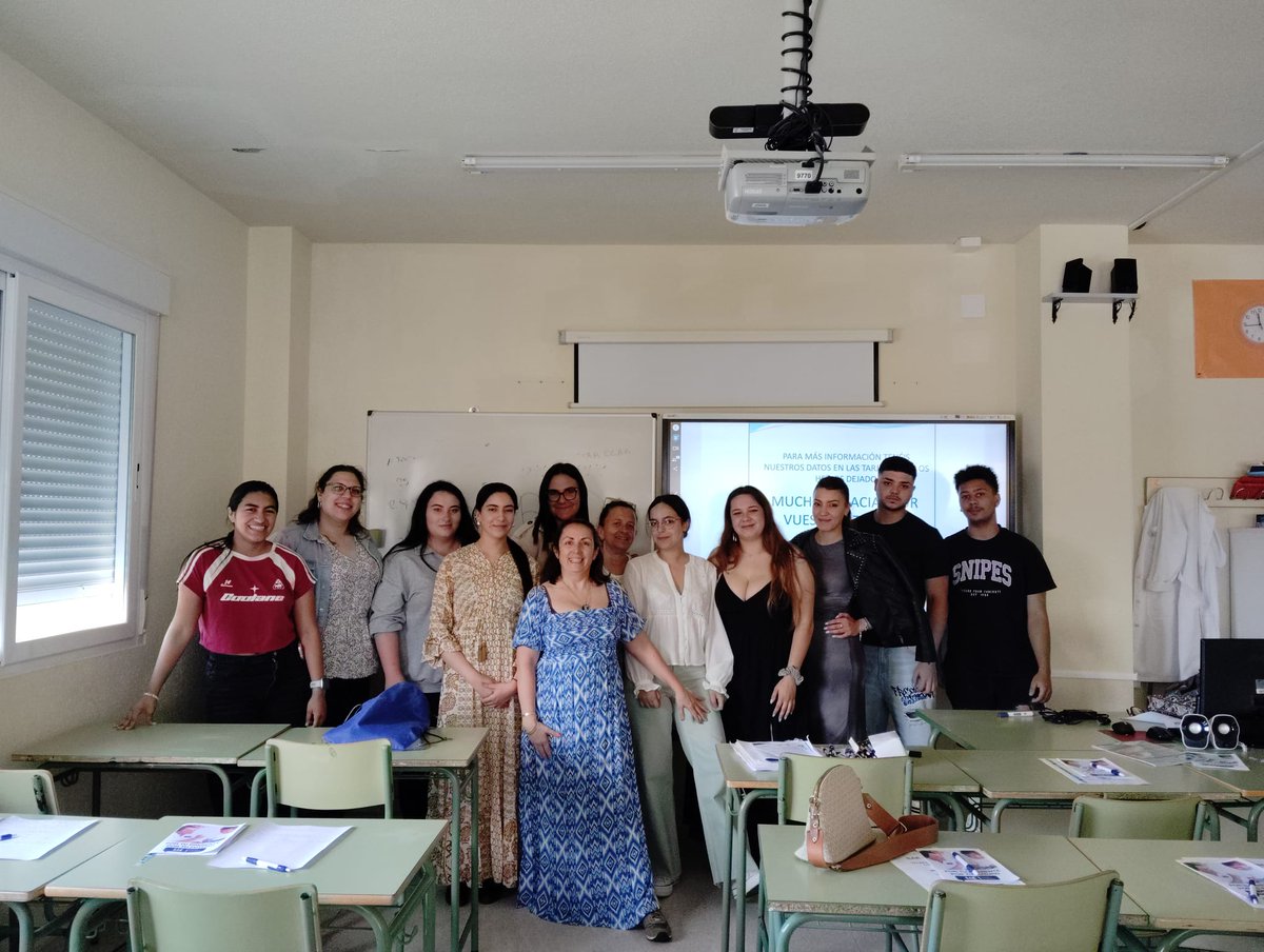 📌Nuestras delegadas de SAE en Cantabria han impartido una charla formativa en el Instituto José del Hierro de San Vicente de la Barquera donde han compartido su experiencia profesional y las perspectivas de futuro del alumnado.
#SindicatoSAE
#SomosLasManosQueTeCuidan
#SAEContigo