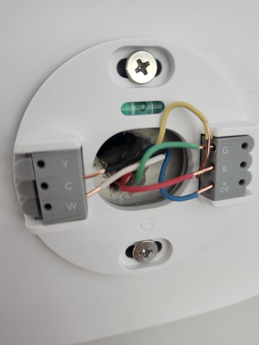 IgorNaverniouk's tweet image. I made a thermostat. Works better than Nest.