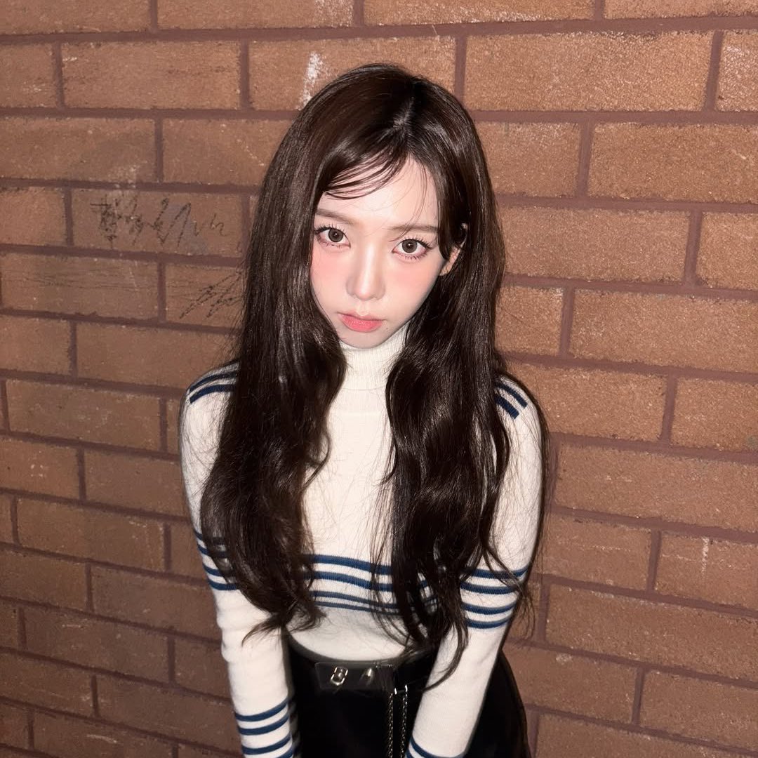 mxsie_cyy's tweet image. [DAY 5]

Hi, i'm cass and i'm looking for interactive moots ۶ৎ

⚘ she/her | filo | minor | istj
⚘ multi (mainly for aespa &amp;amp; itzy)
⚘ not new to #stantwt &amp;amp; #kpoptwt but new acc 
⚘ any fandom is welcome :)
 
♡ / ↻ to be moots &amp;amp; spread ⊹ ࣪ ˖