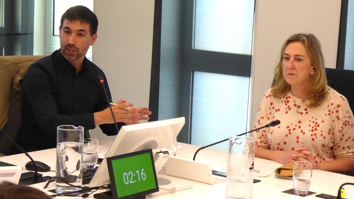 EH Bilduk galdera diputatu nagusiari Mintzalagun-Elkarrizketak zikloko hizkuntza-irizpideez; erantzuten Hizkuntza Berdintasuneko eta Kultura Departamentuko zuzendaria/Pregunta de EH Bildu sobre los criterios lingüísticos del ciclo Mintzalagun-Diálogos jggipuzkoa.seneca.tv/watch?id=NGYxN…