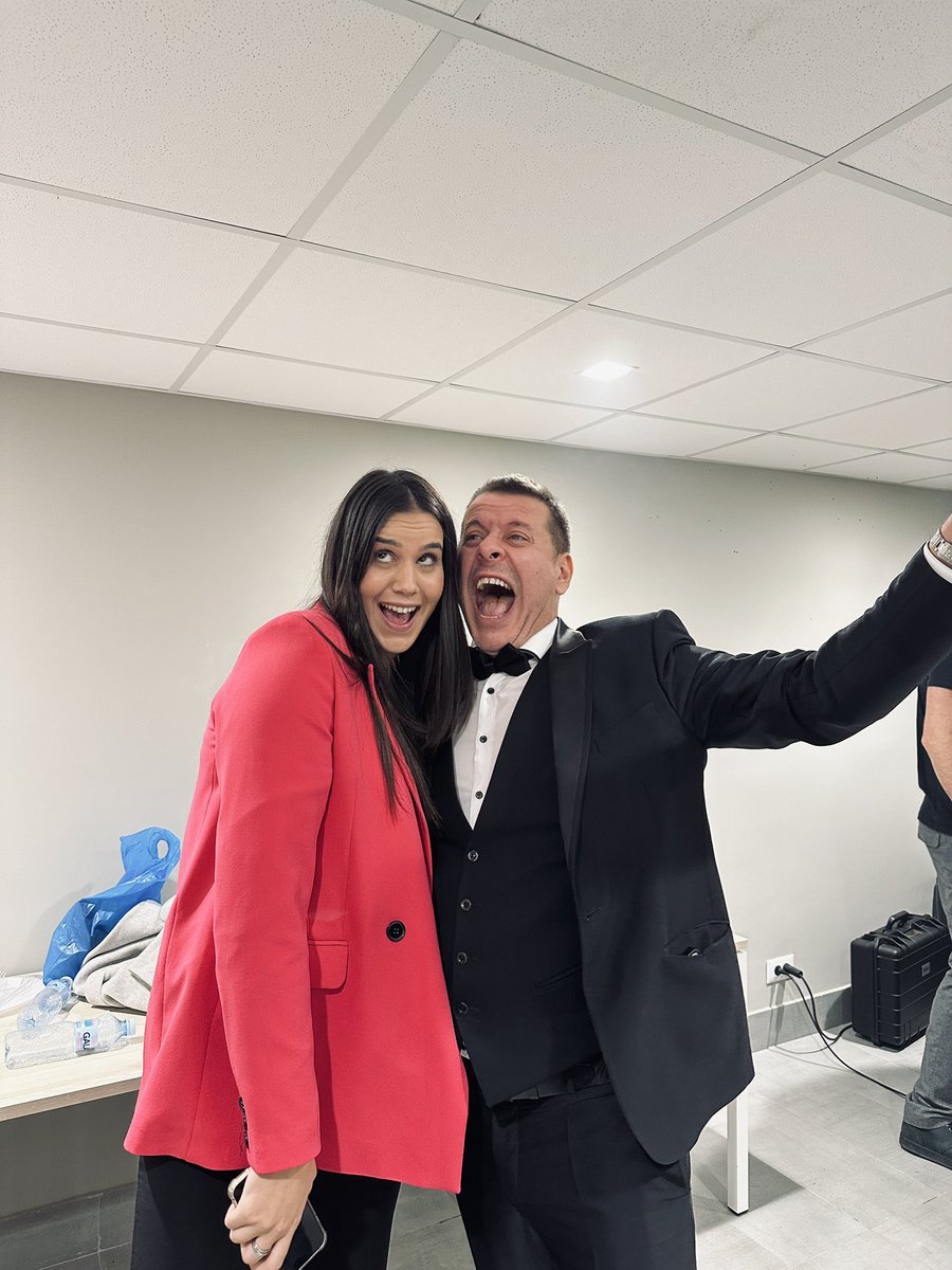 Zanaaaaa09's tweet photo. danas je jedan vrhunski rodjendan 😂🎂❤️ https://t.co/6yeSDf2nGU