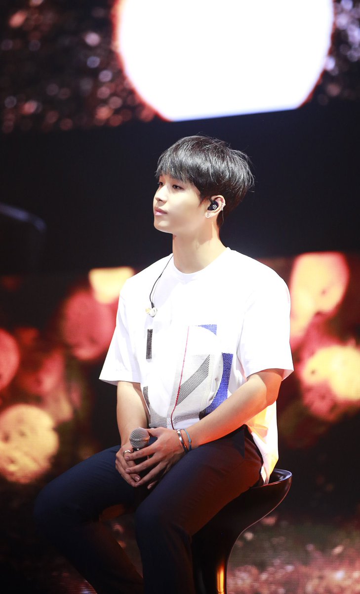 아기말랑콩떡 현식이가 생각나서 …
완전 애기야 ~~♡♡