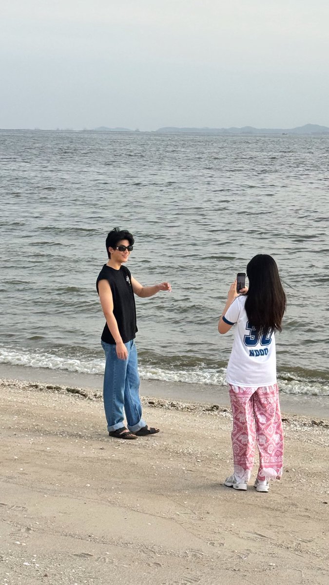 ครับนี้ไม่ใช่รูปใหม่แต่คือการพามันมาเที่ยว #njprompt