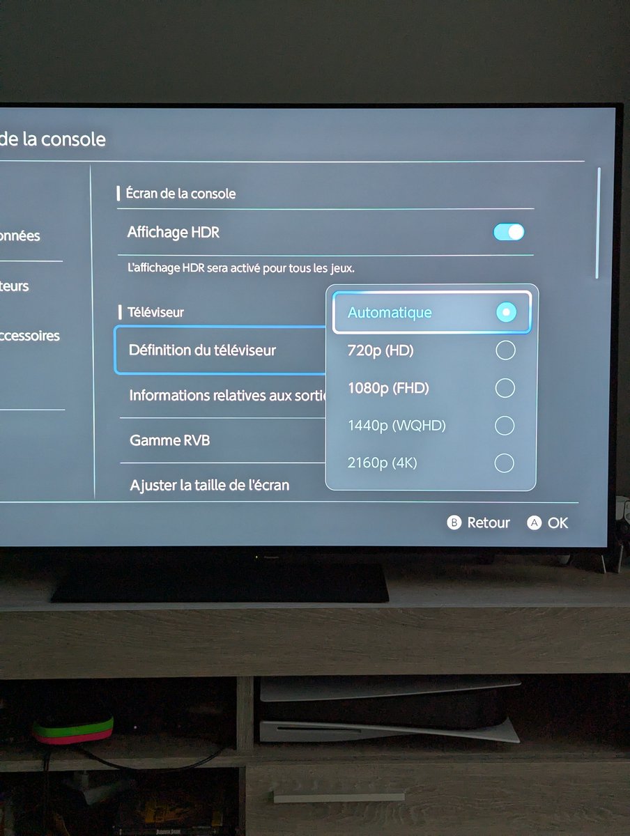 Bonjour <a href="/PaqmanTW/">Poq🗿</a> 
J'ai besoin d'aide. Je ne comprends pas pourquoi la #Switch2 ne me permet pas de régler en 4k? Alors que ma tv est compatible ???
J'ai besoin de ton aide.