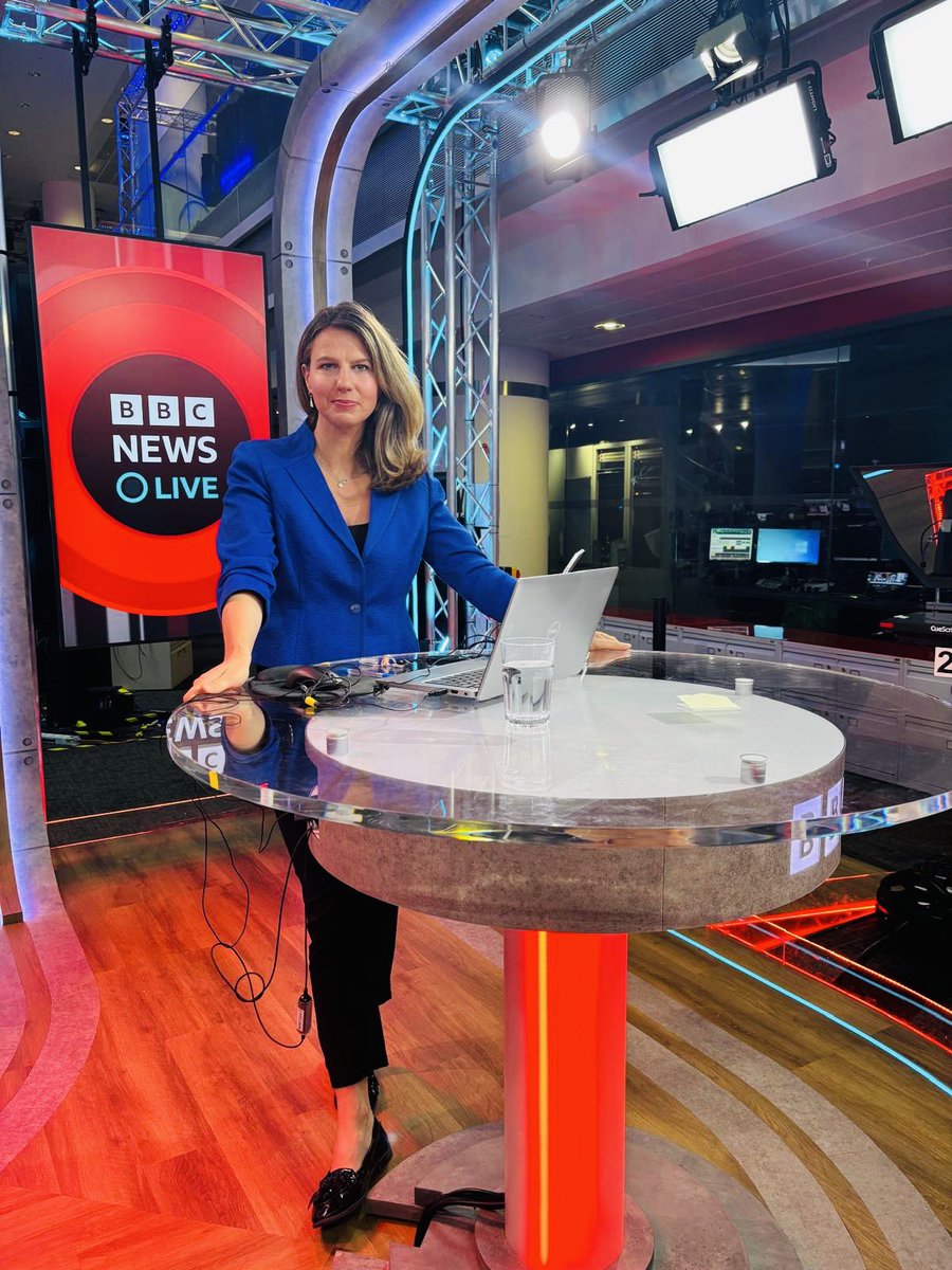 BBCHelena's tweet image. 📸 from recent rehearsals of our new streaming set in our London newsroom which launches today - official home to BBC News Live.