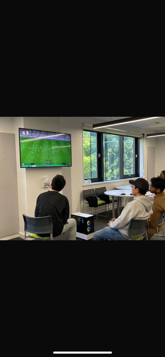 TRANMERE LARNEY (@owenlarney) on Twitter photo Good day at <a href="/LivUni/">University of Liverpool</a> hosting a little EAFC tournament 👌🏻 <a href="/TRFCesports/">Tranmere Rovers Esports</a> <a href="/CasterPed/">Ped</a> Good day at <a href="/LivUni/">University of Liverpool</a> hosting a little EAFC tournament 👌🏻 <a href="/TRFCesports/">Tranmere Rovers Esports</a> <a href="/CasterPed/">Ped</a>