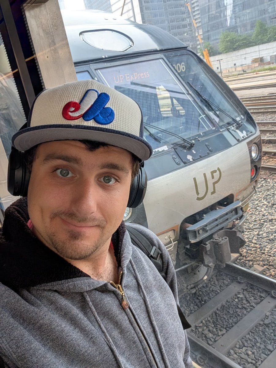 10th anniversary commute on <a href="/UPexpress/">UP Express</a>.

Happy birthday UP Express 🎂