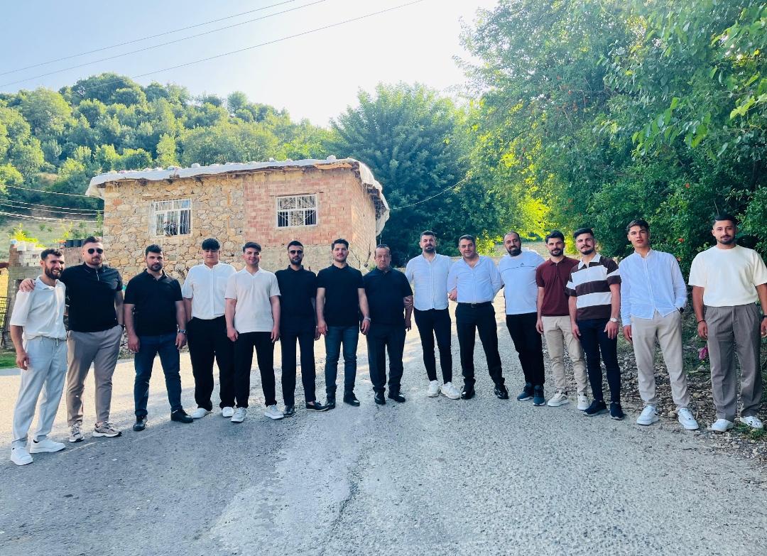 Başta Şehit Ve Gazi Aileleri Olmak, Üzere Tüm İslam Aleminin Kurban Bayramı Mübarek Olsun.🇹🇷🤲
#KURBANBAYRAMI