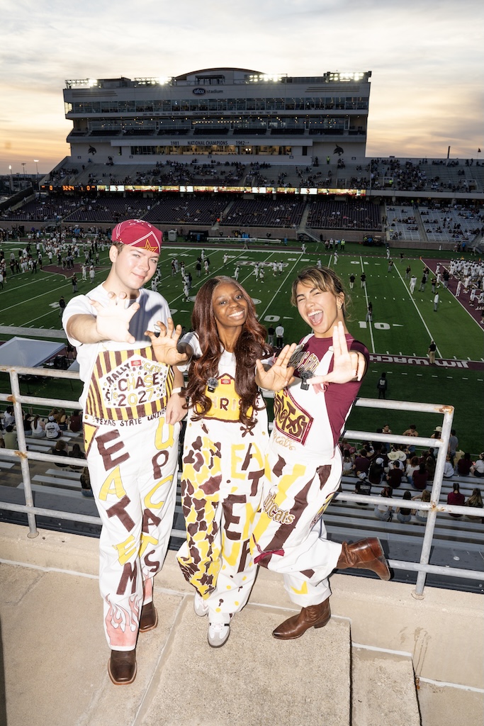 TXSTAdmissions's tweet image. From student orgs and volunteer opportunities to intramural sports and creative clubs — there’s something for everyone. Check out all the ways to get involved by watching the Try @ TXST series on #TXST&apos;s YouTube channel.  

ow.ly/HZOk50VZFap