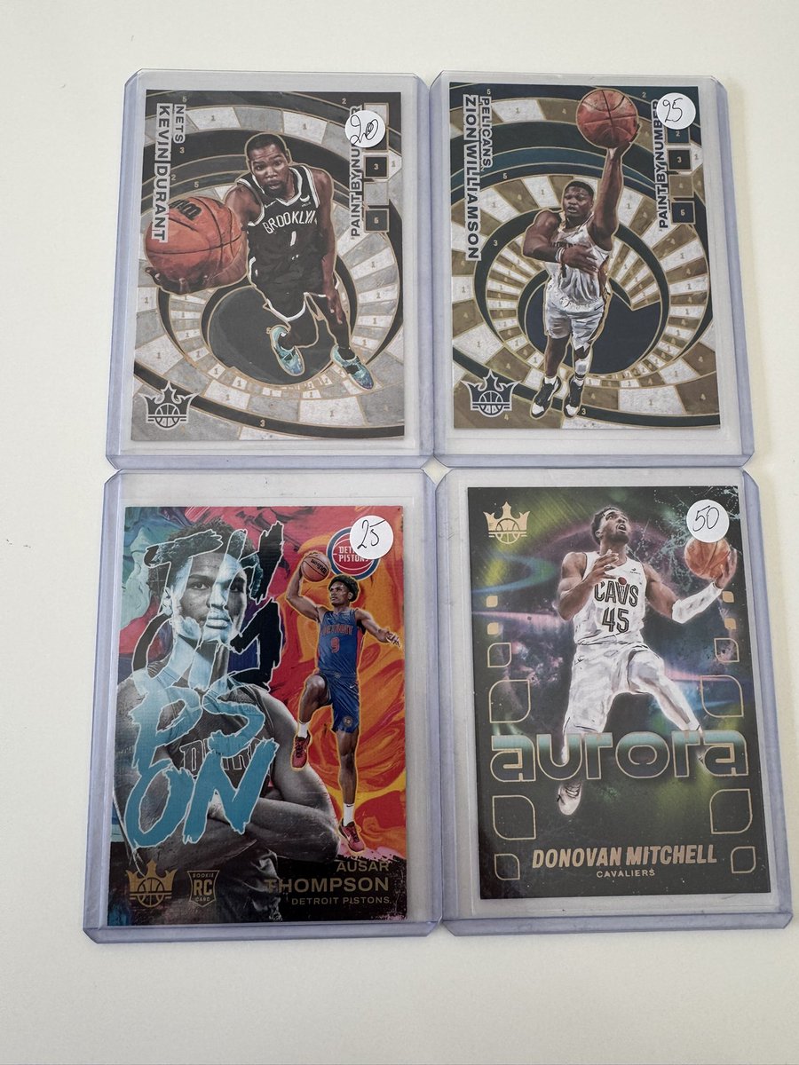 jeanbagate's tweet image. Petite vente de SSP Court Kings et un auto d’un petit joueur de foot.
Prix sur les cartes. Dispo si question.
Frais de port à rajouter
#nbacardsaddict @nounoursgrospet @Gylbret