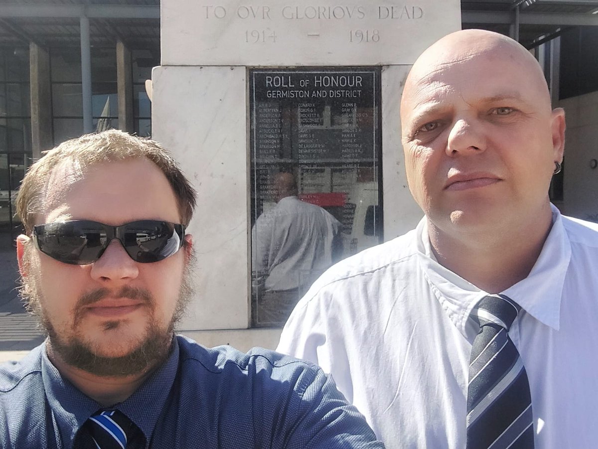 "Die <a href="/VFPlus/">VRYHEIDSFRONT PLUS</a> het teen ŉ mosie van die ANC gestem tydens ŉ vergadering van die Ekurhuleni-metroraad wat vra vir die verwydering van die Eerste Wêreldoorlog-monument in Germiston." - Rdl. <a href="/KriekJean/">BlitzKriek</a>
📌Artikel:  bit.ly/EersteWereldoo…

💚 BLY INGELIG, VOLG: whatsapp.com/channel/0029Va…