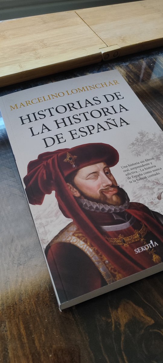 «Historias de la Historia de España», de Marcelino Lominchar.
➡️ Consíguelo en amzn.to/3ZMaqIg ⬅️

Un viaje por la historia de España a través de pequeños relatos que sorprenden y despiertan la curiosidad, contados con un estilo directo, claro y tremendamente accesible.