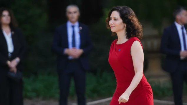 Hoy la presidenta de la <a href="/ComunidadMadrid/">Comunidad de Madrid</a> <a href="/IdiazAyuso/">Isabel Díaz Ayuso</a> ha demostrado que no es la presidenta de todos los #Madrileños. 
Comprendo que no comulgue con <a href="/sanchezcastejon/">Pedro Sánchez</a> y  con <a href="/Monica_Garcia_G/">Mónica García</a> pero institucionalmente no está a la altura nuestra presidenta.