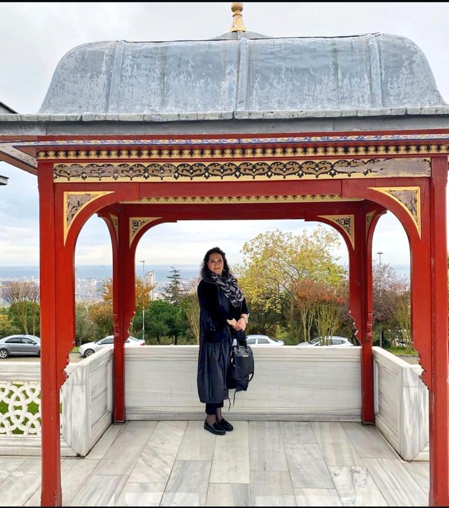 Kurban Bayramı’nın sizlere sağlık, huzur ve bereket getirmesini dilerim. Bu mübarek bayram, paylaşmanın, fedakârlığın ve bir olmanın ruhunu bizlere bir kez daha hatırlatır.

Bayramınız mübarek, yürekleriniz huzurla dolsun.
*
'Kendine hangi eti layık görüyorsan fukaraya o eti ver'