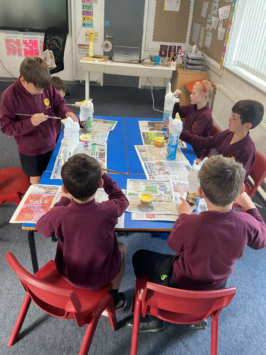 PDA_Y3's tweet image. We mixed a yellow tint inspired by the original sandstone canopic jar artefacts on display in the Ancient Egyptian exhibition at the World Museum, Liverpool. 🎨🖌️ #pdaart #pdahistory