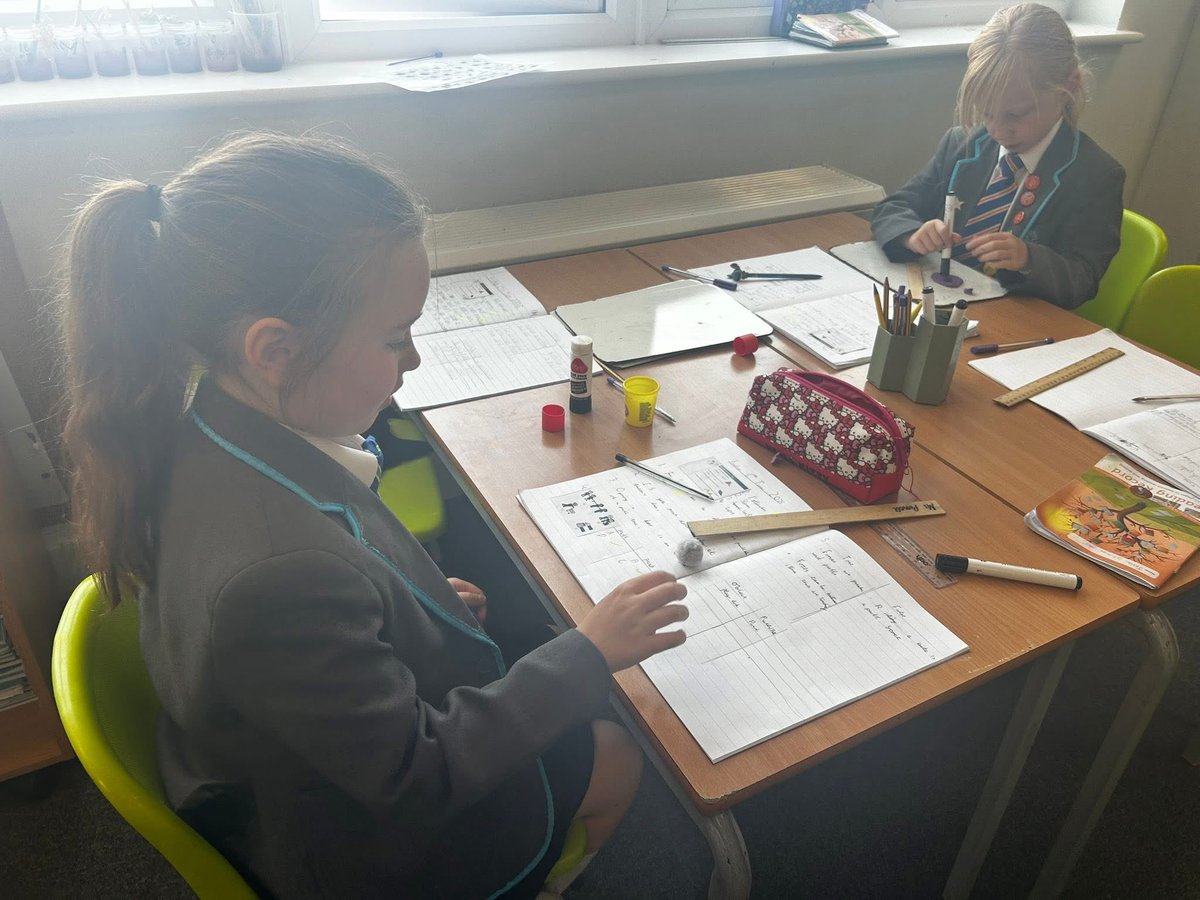 Year 3 have been using the force today, investigating the effects of push and pull ➡️⬅️

Can you find any at home over the weekend? We will be adding to our results tables in next week’s lesson, too! 👀