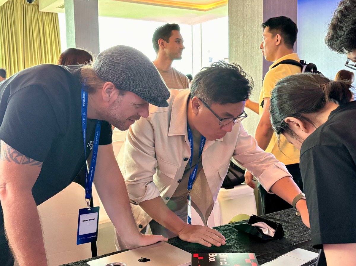 AngelHack tweet media