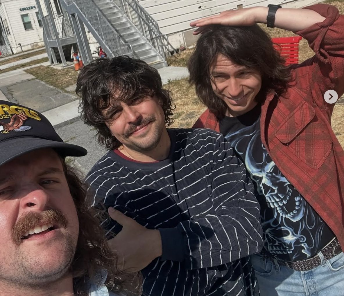 #NowPlaying, the music show secretly broadcast from a prison cell... At His Majesty’s (Dis)Pleasure. Hear it on the digital station <a href="/MadWaspRadioMWR/">MadWaspRadioMWR</a> <a href="/suzyv/">Suzanne Vega</a> <a href="/therutsdc/">Ruts DC</a> <a href="/The_Waeve/">The WAEVE</a> <a href="/CircaWaves/">CIRCA WAVES</a>
<a href="/frenchcassettes/">French Cassettes</a> <a href="/CHVRCHES/">CHVRCHES</a> <a href="/SupergrassHQ/">Supergrass</a> <a href="/holliecookie/">Hollie Cook</a> <a href="/Blue_Aeroplanes/">TheBlueAeroplanes</a> <a href="/The_Monkees/">The Monkees</a>