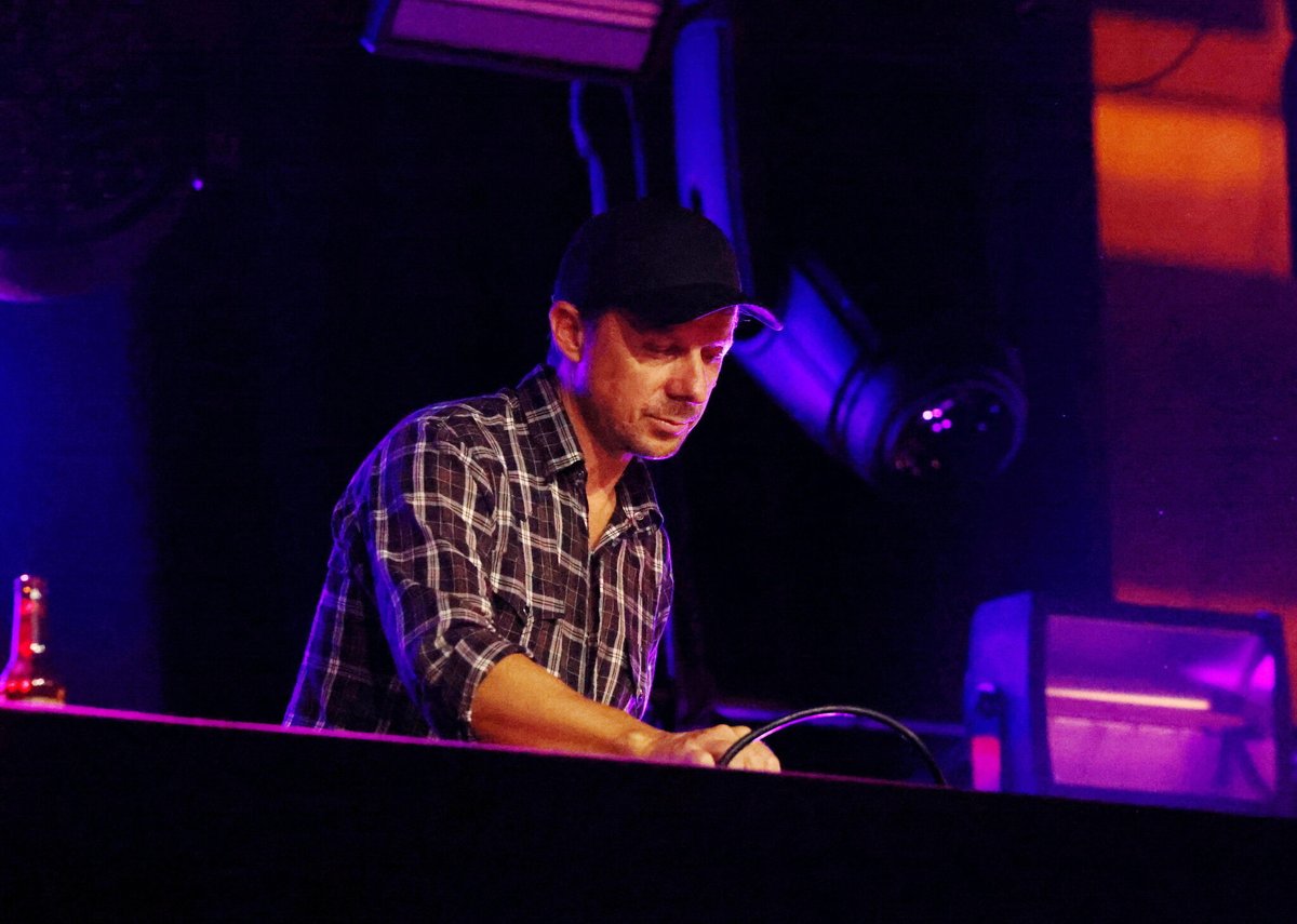 Nuit Blanche 2025 : 5 sorties à faire ce samedi

Sculptures de Philippe Katerine, Martin Solveig, cinéma… 

➡️ l.leparisien.fr/UjNj