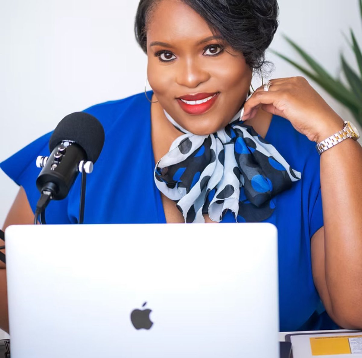 #SuccessfulWomen Who told you women can’t be successful? Meet Dr. Nikeya Young: 

successbullying.us/real-success-s…