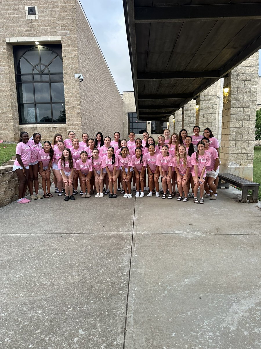 Off to UCA cheer camp at UT Arlington! 📣