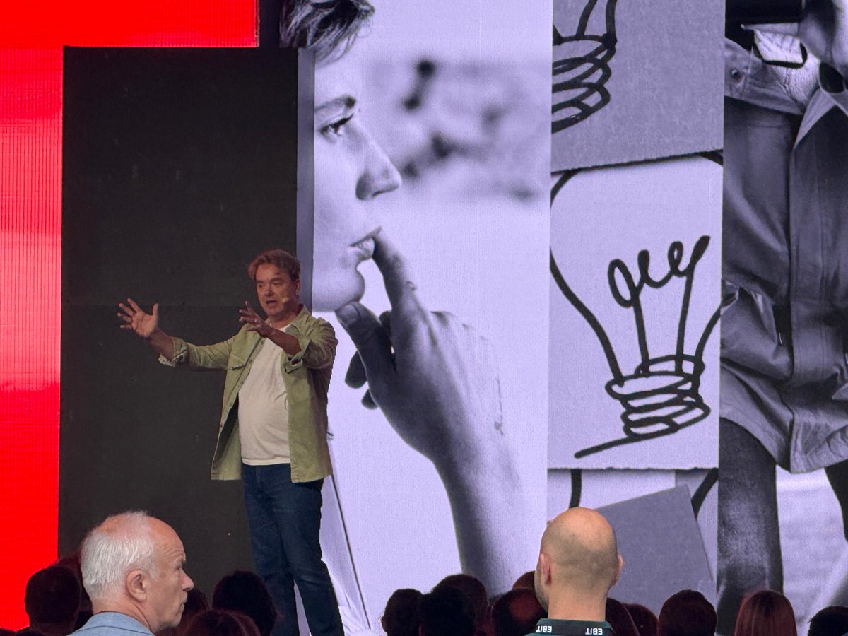 David McWilliams tweet media