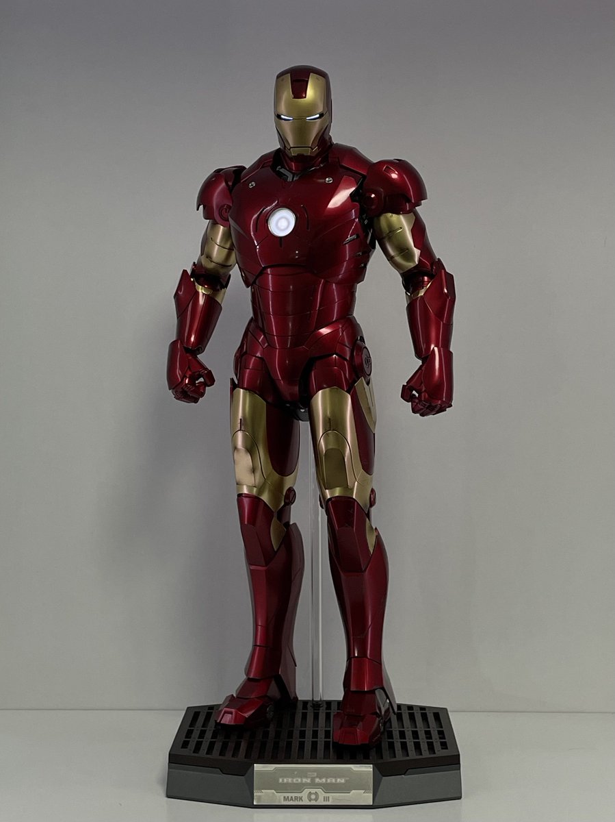 terminatorMk1's tweet photo. ホットトイズ  1/4スケール
アイアンマン Mk3 究極カスタムヘッド
完成です。

コンセプトは「撮影用1/1プロップ•検証用マケットの造形を最大限尊重しつつ、自分が考える究極のMk3ヘッド。」

今後これ以上のものは出ない、他の追随を絶対に許さないクオリティで仕上げました。

↓リプ欄に続く https://t.co/wfUaLC0jRa