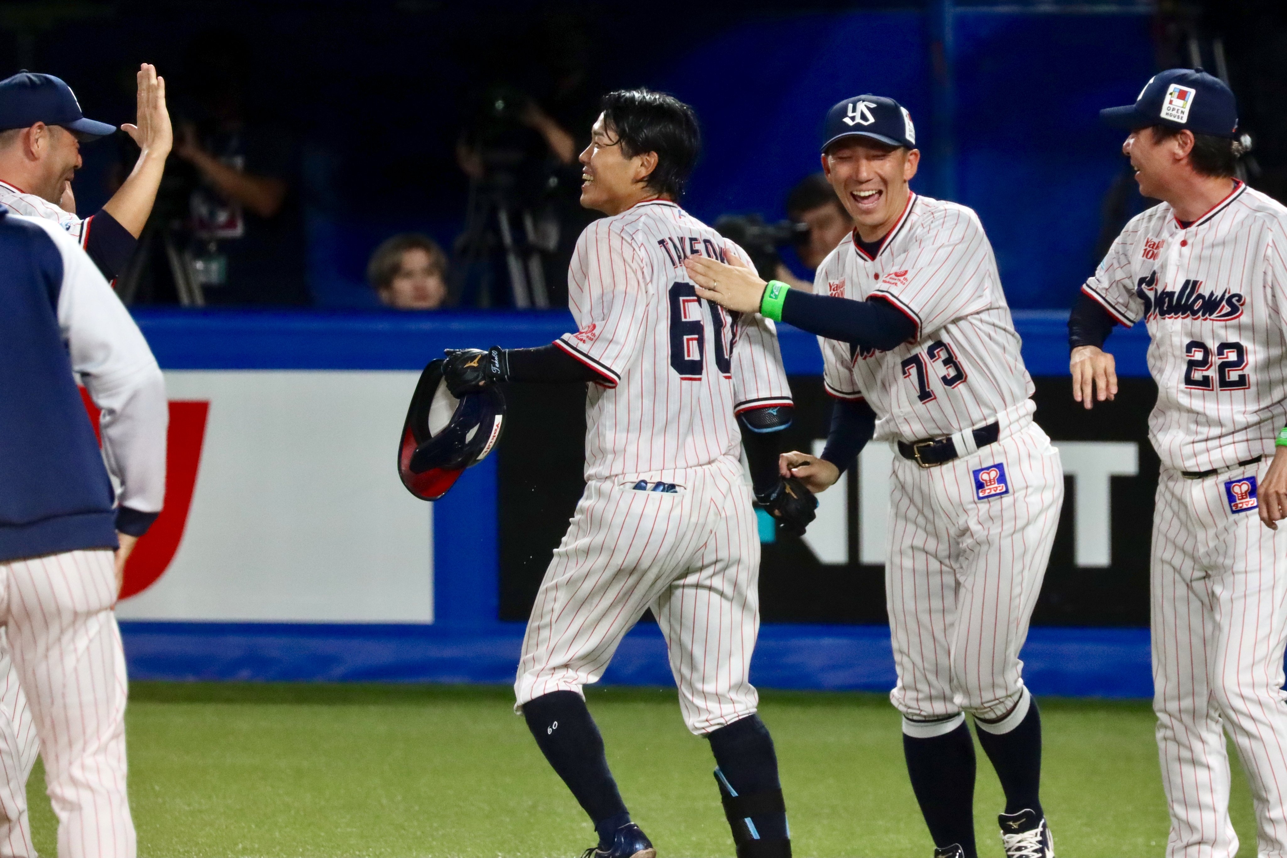 武岡龍世 初ホームラン ユニフォーム Lサイズ 18339_A.jpg?v=1