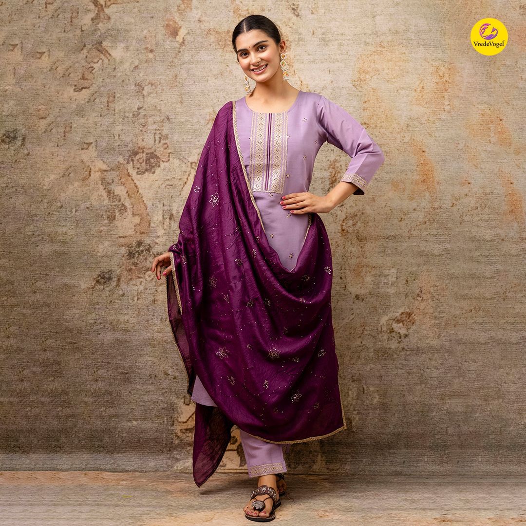 VredeVogel's tweet photo. Looks That Turn Heads. Comfort That Stays. 

💛 Available now in limited stock.

🛒 Shop the link in bio.

for more inquiry: +91 9537207494

#VredeVogel #EthnicElegance #SilkKurtaSet #FestiveFashion #DiwaliOutfit #EthnicWear #StyleWithVredeVogel #FestiveFashion #MaroonMagic https://t.co/EJsofasnLv