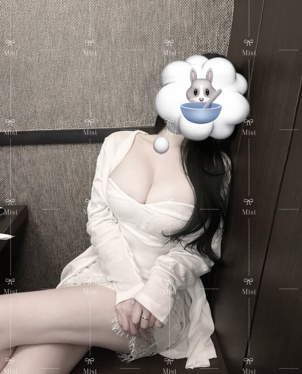 你实话告诉我 你到底喜欢女高还是女大 你要是喜欢女高 我明天就不去高考了