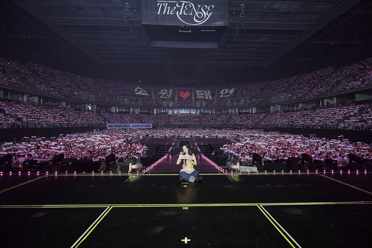 AMLightBox's tweet image. ขอบคุณแฟนคลับ แทยอน Girls' Generation ที่ไว้ใจเลือกใช้กล่องไฟของทางร้านนะคะ ขอบคุณเจ้าของภาพด้วยค่ะ 😊🙏🏻 | 31.05-01.06.2025 #TAEYEON_TheTENSE_in_BANGKOK #ReviewAMLightBox