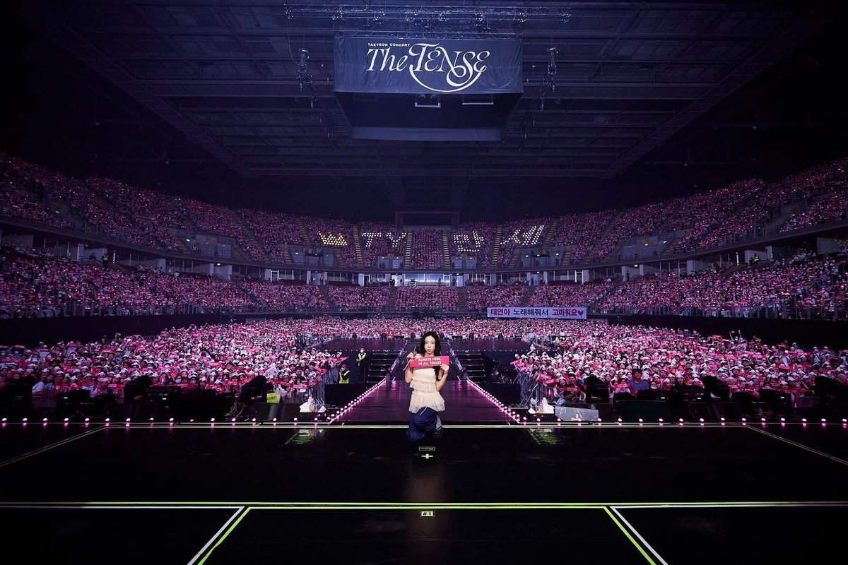 AMLightBox's tweet image. ขอบคุณแฟนคลับ แทยอน Girls' Generation ที่ไว้ใจเลือกใช้กล่องไฟของทางร้านนะคะ ขอบคุณเจ้าของภาพด้วยค่ะ 😊🙏🏻 | 31.05-01.06.2025 #TAEYEON_TheTENSE_in_BANGKOK #ReviewAMLightBox