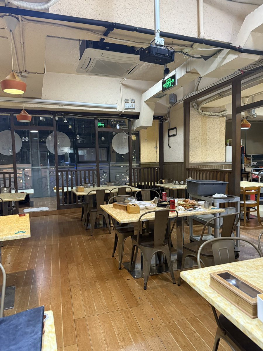 深圳没素质夫妻 tweet media