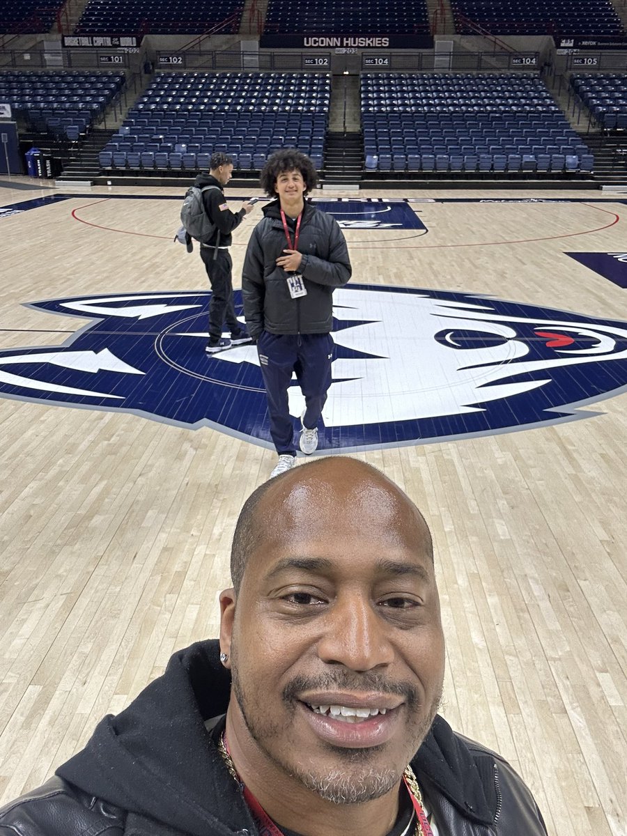 ๐๐Jaden McDuffie ๐๐ (@jadenduffie2026) on Twitter photo Shout out to my Guy <a href="/Coach_J_Lundy/">Coach J Lundy (L.E.A.D)</a> !
First person to tell me that playing football in college could be a goal for me. Really helped me get started with my process and I will always appreciate that! Shout out to my Guy <a href="/Coach_J_Lundy/">Coach J Lundy (L.E.A.D)</a> !
First person to tell me that playing football in college could be a goal for me. Really helped me get started with my process and I will always appreciate that!