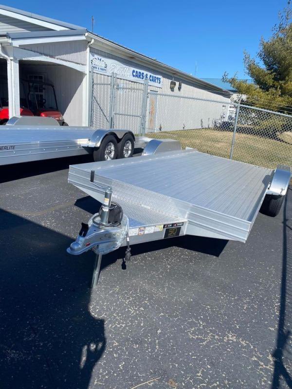 ElliottsTrailer's tweet image. Need a reliable, sleek way to haul your ride? The 2023 @FeatherliteInc 3110 20’ Car Hauler is built tough and looks sharp!

✅ In stock &amp;amp; on the lot! 

💻 Learn more: elliottscustomtrailers.com/2023-20-feathe…

📞 Call us today at (574) 268-1886

#CarTrailer #Featherlite #Trailers