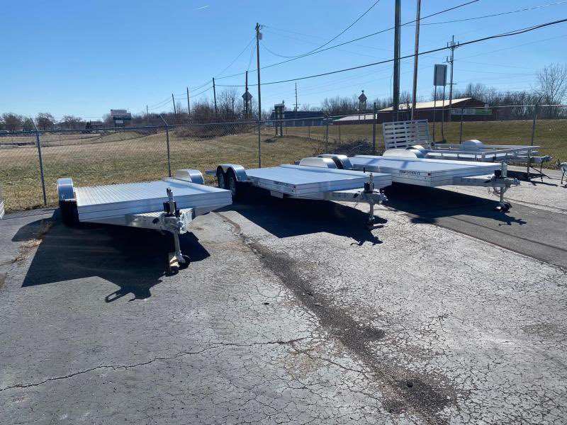 ElliottsTrailer's tweet image. Need a reliable, sleek way to haul your ride? The 2023 @FeatherliteInc 3110 20’ Car Hauler is built tough and looks sharp!

✅ In stock &amp;amp; on the lot! 

💻 Learn more: elliottscustomtrailers.com/2023-20-feathe…

📞 Call us today at (574) 268-1886

#CarTrailer #Featherlite #Trailers