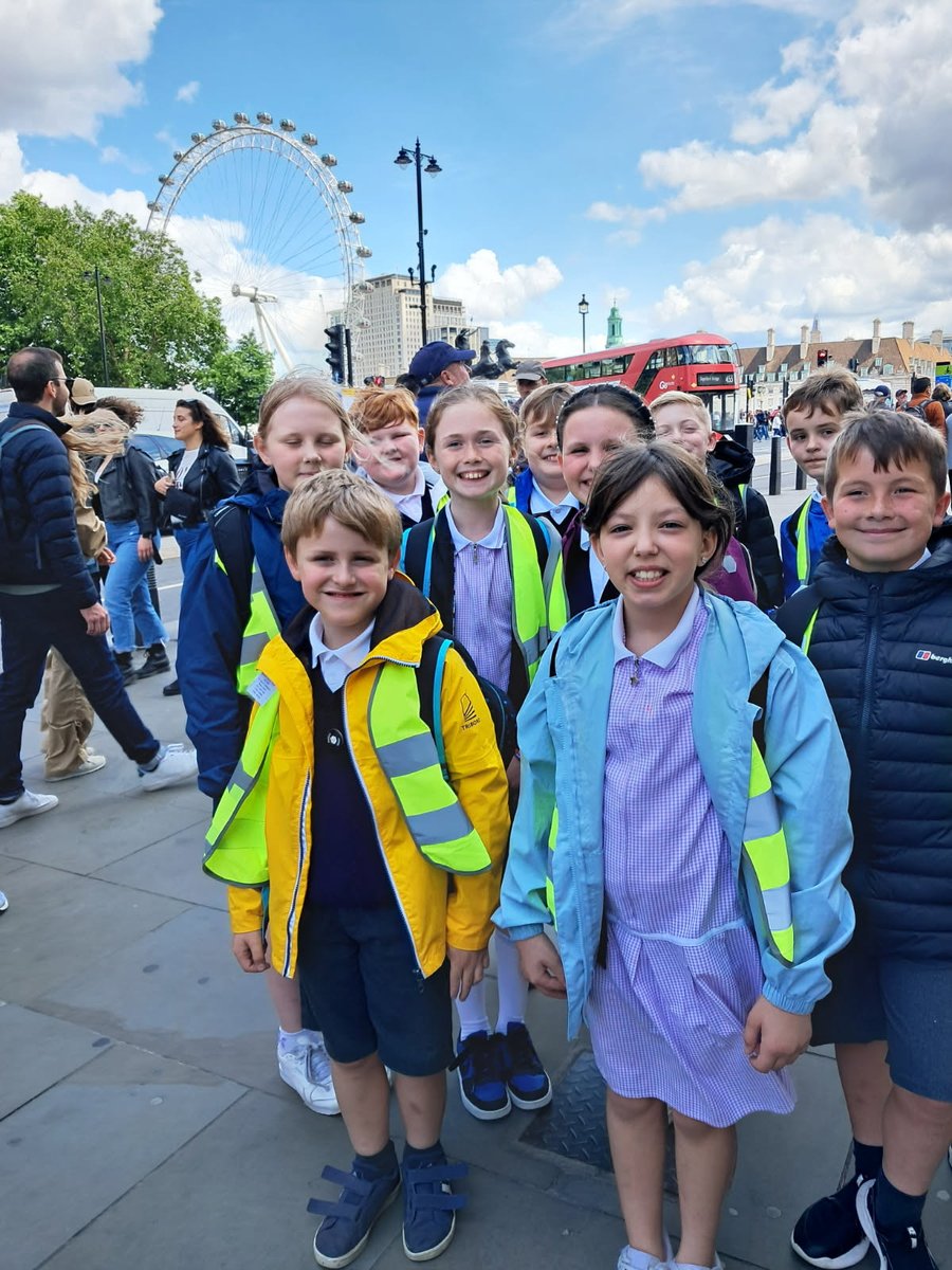 Big Ben, Cenotagh, London Eye &amp; the Thames