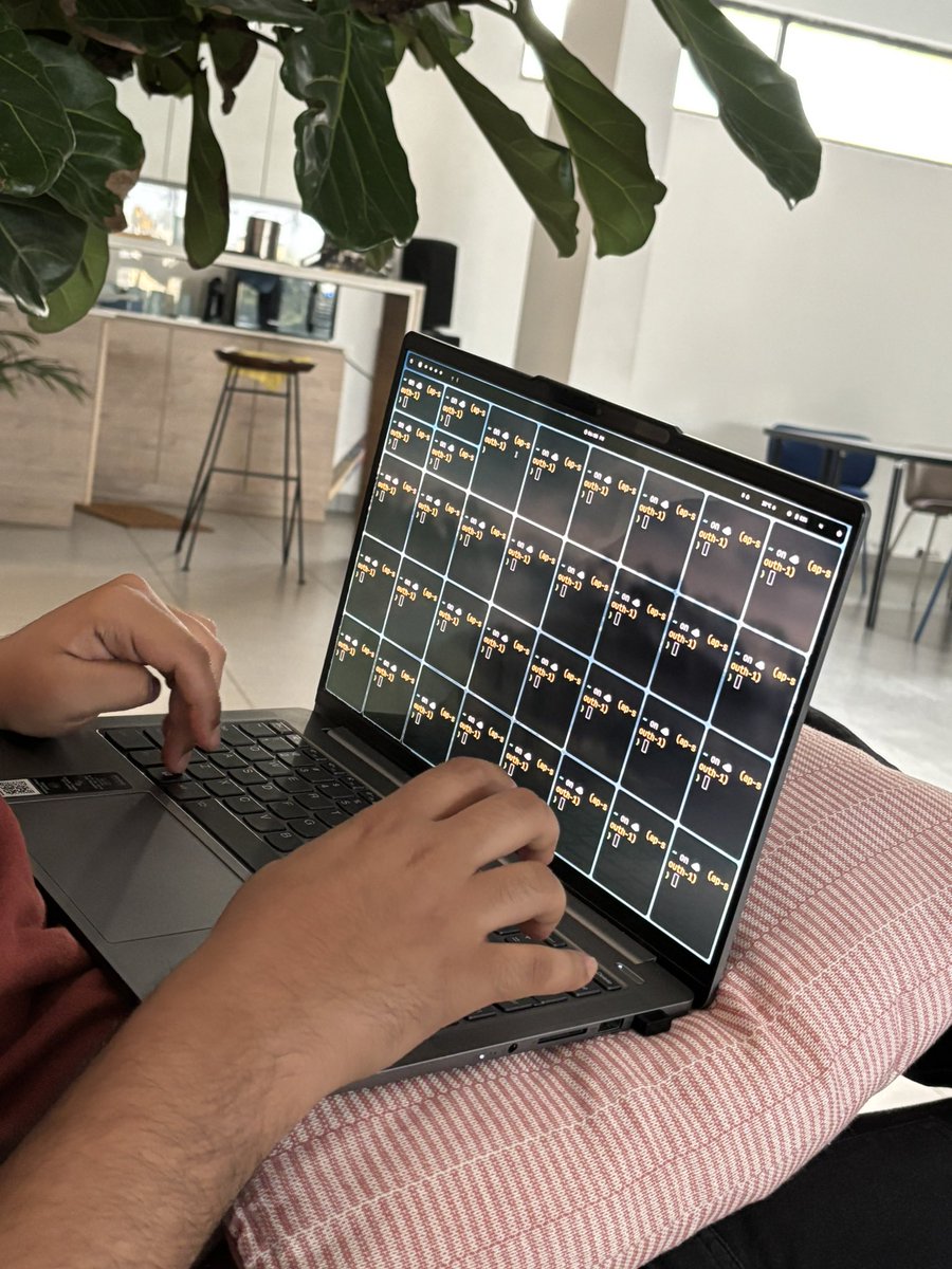 asyncunnati's tweet image. Productivity at it’s peak @iamnitinr