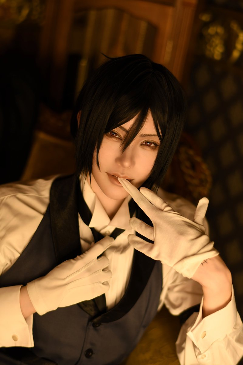 NAZONO_humen's tweet photo. Cosplay  コスプレ
黒執事  セバスチャン

𝔡𝔢𝔳𝔦𝔩'𝔰 𝔡𝔞𝔶
－－・－－　・・・－　－・・－　・・－－　－－・・－

📸:@mt_om_
#Cosplay  #悪魔の日 https://t.co/1yORyKmX2z
