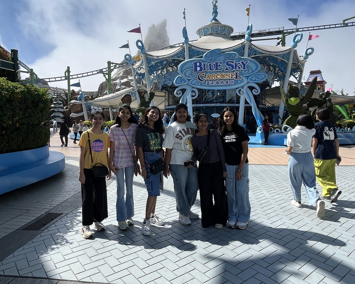 ODMEGroup's tweet image. 🌟 Thrill, Views &amp;amp; Unforgettable Moments! 🇲🇾

Day 2 of the ODM Cultural Immersion Programme took our explorers to new heights at Genting Highlands! 🏔️🚠

#ODMCulturalImmersion #GentingHighlands #StudentExplorers #GlobalLearning #SkytropolisFun #SkyAvenueAdventures