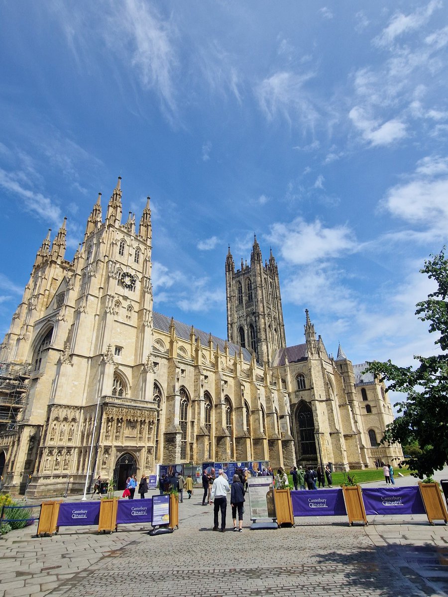 Simon Hogan (@simon_hogan) on Twitter photo Looking forward to giving the recital <a href="/CburyCathedral/">Canterbury Cathedral</a> at 6.15pm today - programme includes Bach, Demessieux, Duruflé & Hovland. Free entry and unticketed, so do come along if you happen to be in the area! Looking forward to giving the recital <a href="/CburyCathedral/">Canterbury Cathedral</a> at 6.15pm today - programme includes Bach, Demessieux, Duruflé & Hovland. Free entry and unticketed, so do come along if you happen to be in the area!