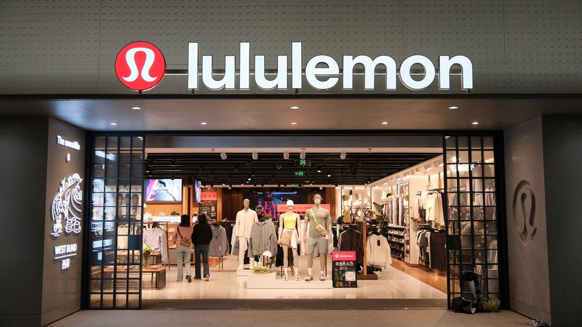 lululemon's revenue climbed 7% in Q1 and it enjoyed growth in the US market despite tariff uncertainty. However, GlobalData Retail's Chloe Collins says the says the US market is expected to show a slowdown as tariff increases hit later in the year.

just-style.com/news/lululemon…