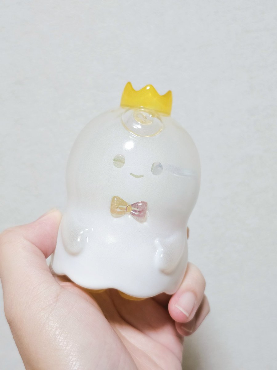 rokuro96's tweet image. スライムの王子お迎え！
このまるっこいフォルムと中のゼリーみたいなのが可愛くて一目惚れ！調べてみたところ台湾の作家さんみたい
#BUGBOX
#ソフビ
#スータンホビー
