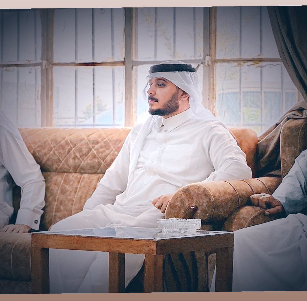 اضحى مبارك وكل عام وانتم بالف خير
أعاده الله عليكم وعلى عموم شعبنا الكريم بكل خير وبركة.
اسال الله لي ولكم السداد والتوفيق في مسعانا ومسعاكم وان يمن الله على بلدنا الحبيب بالامن والامان والازدهار.