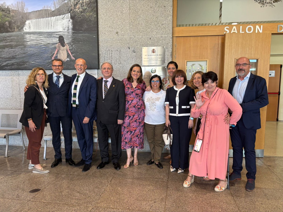 @aecarretera (@aecarretera) on Twitter photo ✨#MedallasAEC
🏅36 galardonados:detrás de cada kilómetro de vía segura, eficiente y bien mantenida,hay personas y entidades que lo hacen posible,entre ellas nuestra Subdirectora Gral.Técnica,
<a href="/ELENADELAP/">ELENA DE LA PEÑA</a>
📷#OrgulloDeSector #OrgulloDeEquipo ✨#MedallasAEC
🏅36 galardonados:detrás de cada kilómetro de vía segura, eficiente y bien mantenida,hay personas y entidades que lo hacen posible,entre ellas nuestra Subdirectora Gral.Técnica,
<a href="/ELENADELAP/">ELENA DE LA PEÑA</a>
📷#OrgulloDeSector #OrgulloDeEquipo