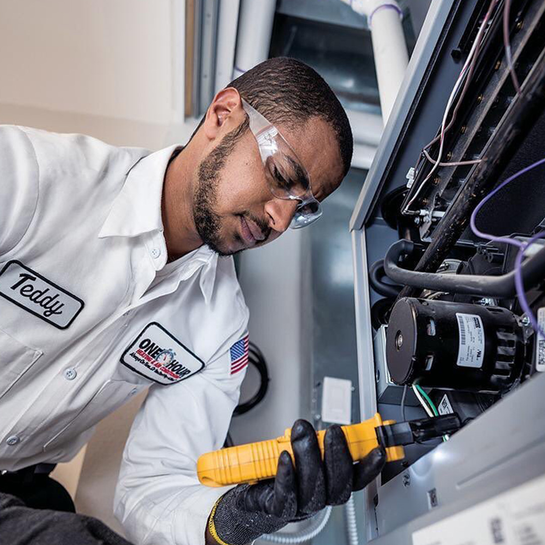 OneHourMAGIC's tweet image. We CAN Eliminate Stinky Air! The powerful cleaning of our MicroPower Guard® and the Air Scrubber® (we like to call “The Smellerator”) neutralizes the harmful gasses, toxins, and fumes coming through your air system into your home.