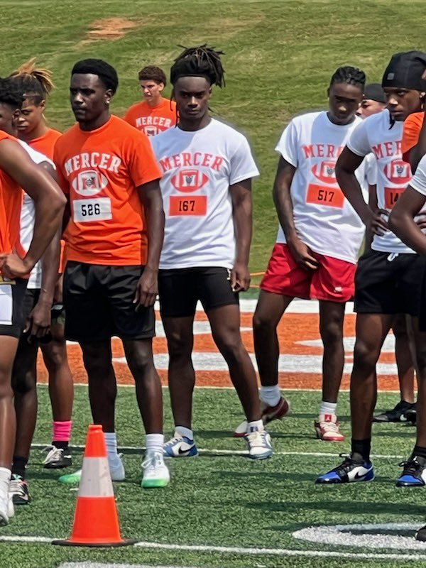 Had a great experience at Mercer Mega camp last weekend! Thank you. <a href="/MercerFootball/">Mercer Football</a> for letting me show my talent  #Classof2027 
<a href="/Mobellent/">Mobell11</a>  <a href="/Coach_Gamboa_/">Herbert Gamboa</a>