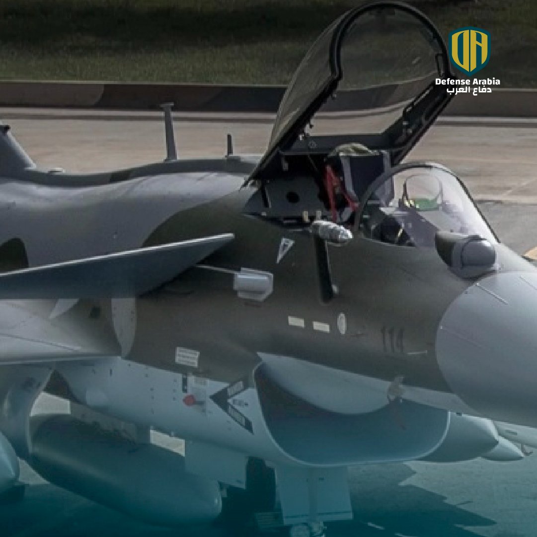 defensearabia's tweet image. مقارنة شاملة بين الطائرات المقاتلة الصينية والفرنسية (خاص)
#الطائرات_المقاتلة #الصين #J10C #J20 #رافال #المقارنة_العسكرية #الجيش_الصيني #سلاح_الجو #الطيران_الحربي #فرنسا

التقرير: defensearabia.com/2025/06/%d9%85…