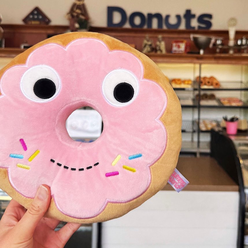 Yummy World tweet media